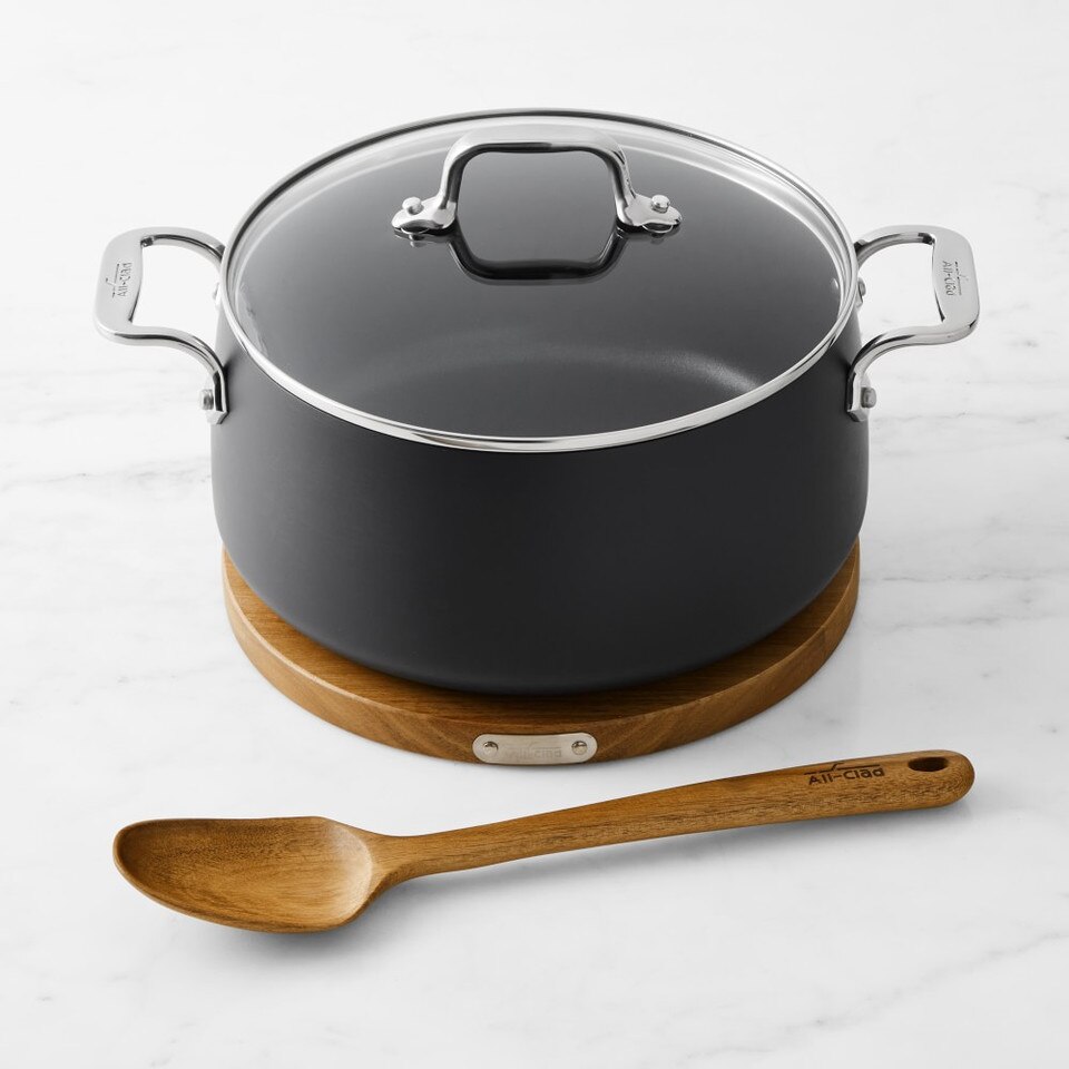 AllClad HA1 Hard Anodised NonStick Dutch Oven with Wooden Trivet